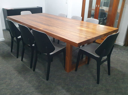 Dining Table Blackwood - Architect