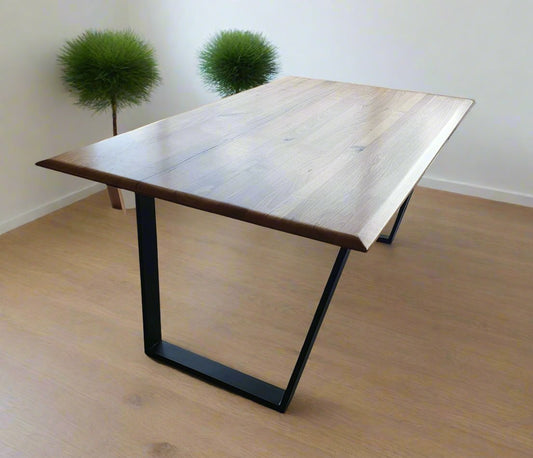 dining table dante