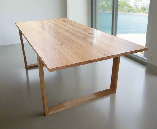 dining table messmate noah