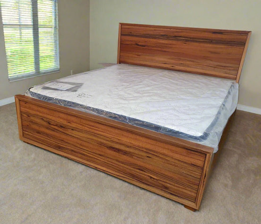 king bedframe marriwood - ericson